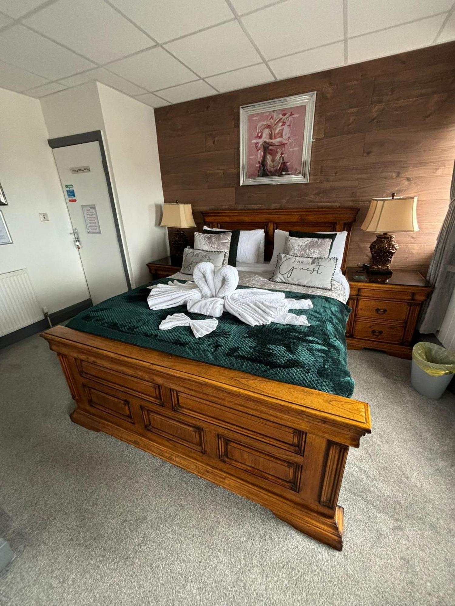 Kings Boutique Hotel Blackpool Bagian luar foto