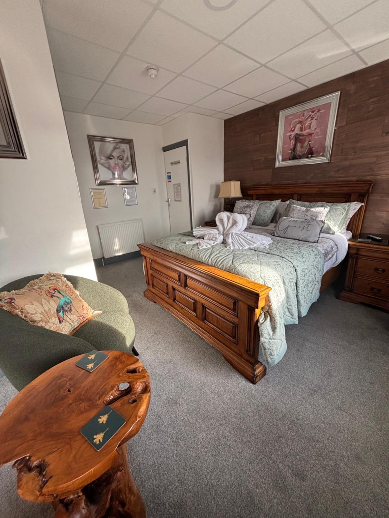 Kings Boutique Hotel Blackpool Bagian luar foto