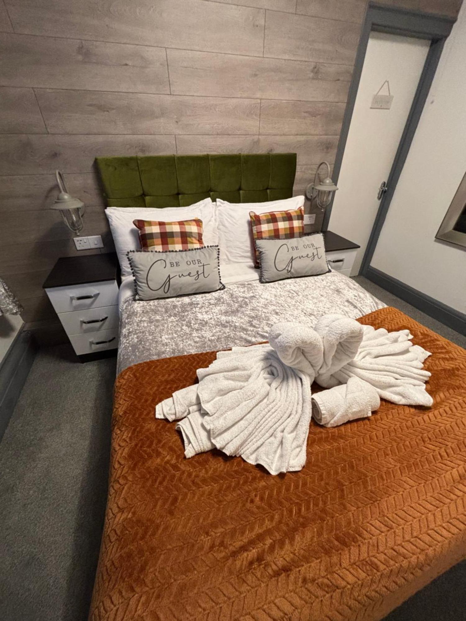 Kings Boutique Hotel Blackpool Bagian luar foto